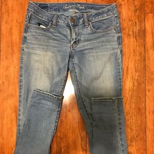 American Eagle size 6 jeans